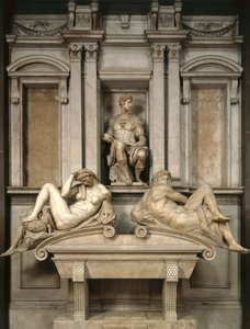 ジュリアーノデメディチの墓、1520〜34年（大理石）